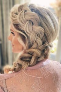 Side-Swept Fishtail Braid